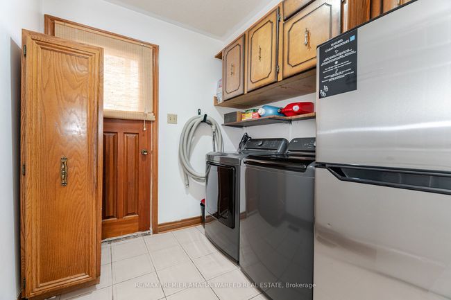 166 Killian Rd, House other with 5 bedrooms, 4 bathrooms and 2 parking in Maple ON | Image 18
