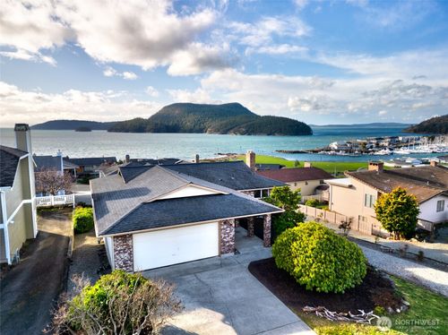 5001 Kingsway, Anacortes, WA, 98221-3015 | Card Image