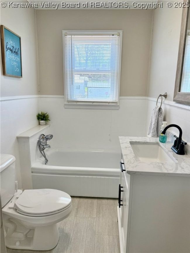 307 2 Nd Ave, House other with 2 bedrooms, 2 bathrooms and null parking in Ripley WV | Image 17