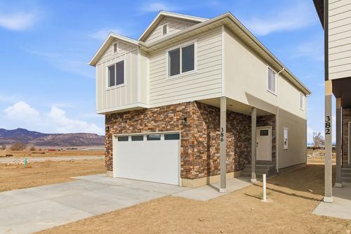 386 W 250 S, Ephraim, UT, 84627-1808 | Card Image
