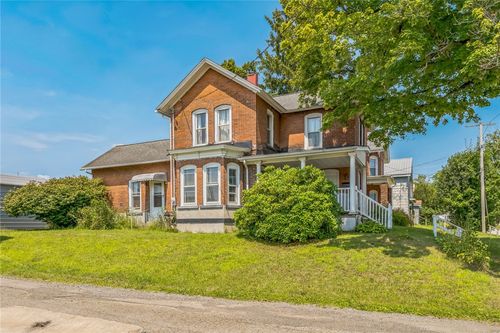 115 Maple Ave, Corry, PA, 16407-1613 | Card Image