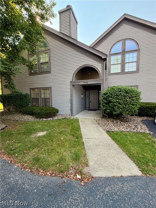 1-4046 Saint Andrews Ct, Canfield, OH, 44406-8025 | Card Image