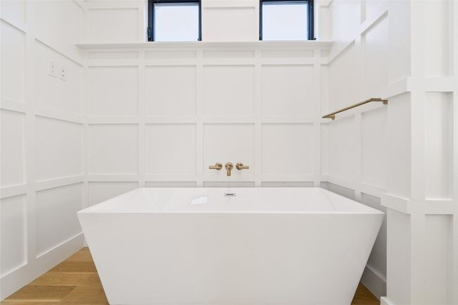 Primary bathroom and soaking tub | Image 15