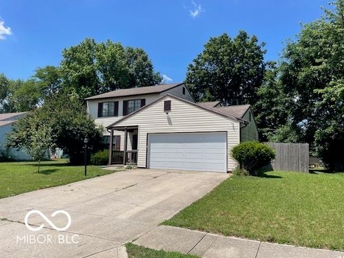 614 Woods Crossing Dr, Indianapolis, IN, 46239-2168 | Card Image