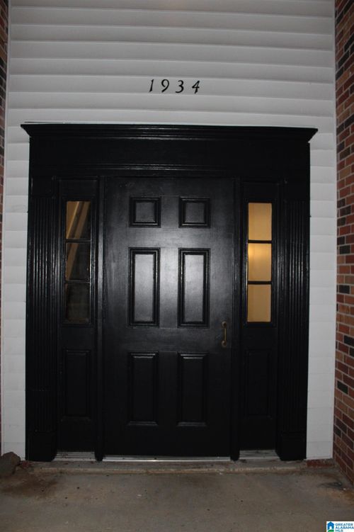 apt-b-1934 Shades Cliff Ter, Vestavia Hills, AL, 35216-1138 | Card Image