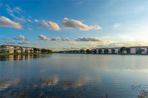 apt-112k-550 Sw 138th Ave, Pembroke Pines, FL, 33027-6928 | Card Image