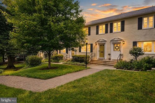 2560-9828 Hollow Glen Pl, SILVER SPRING, MD, 20910-1138 | Card Image