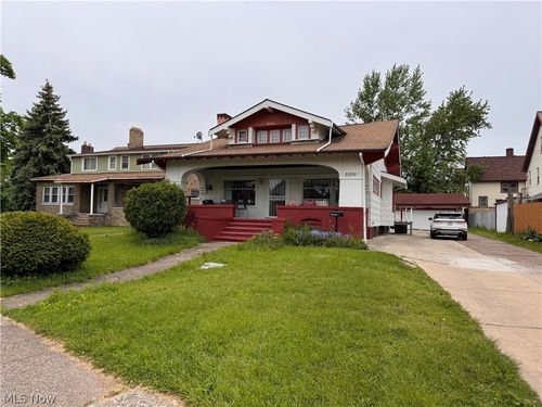 3306 West Blvd, Cleveland, OH, 44111-2856 | Card Image