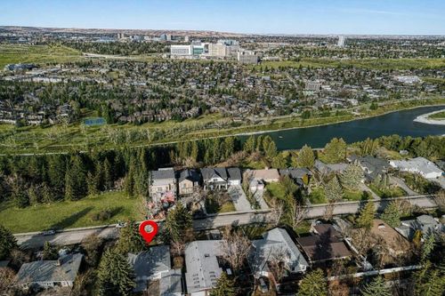 75 Wildwood Dr Sw, Calgary, AB, T3C3C6 | Card Image