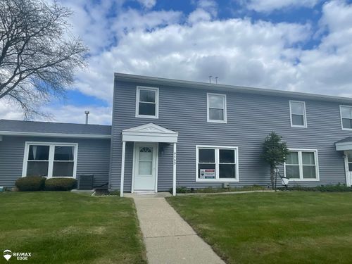 9469 Parkwood N, Davison, MI, 48423 | Card Image