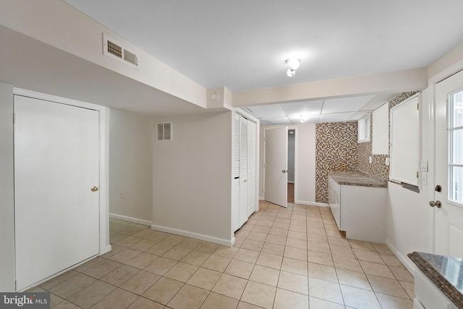 12312 Streamvale Cir, House other with 5 bedrooms, 5 bathrooms and null parking in HERNDON VA | Image 37