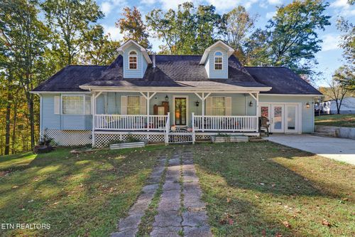 820 Sand Cut Rd, Oneida, TN, 37841-3820 | Card Image