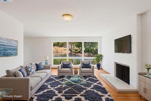 4520 Valley View Rd, Richmond, CA, 94803-1910 | Card Image