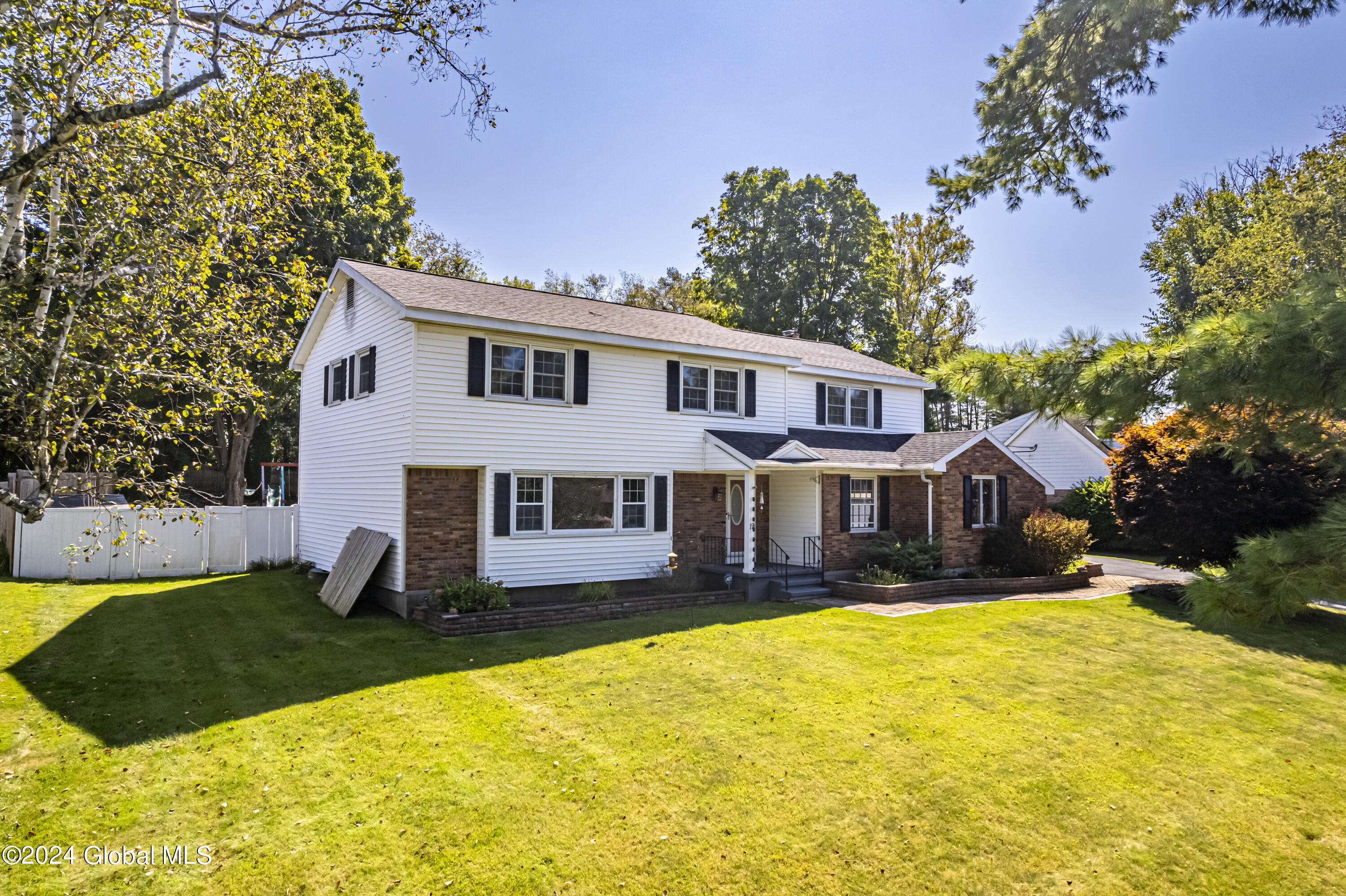 Windy Hill Rd, Glens Falls, NY 12801