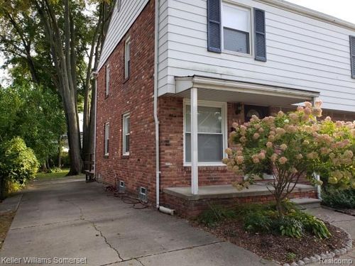 314 Forest Ave, Royal Oak, MI, 48067-3615 | Card Image