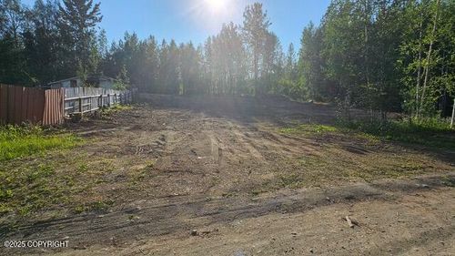 806 S Freeman Way, Big Lake, AK, 99623-9658 | Card Image