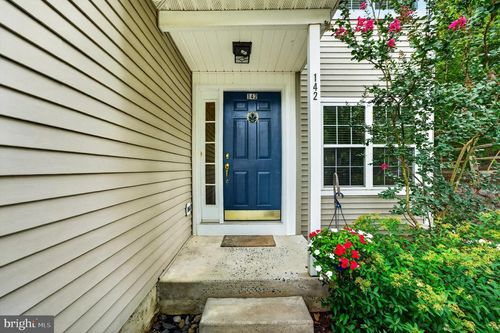3305-142 Lewisville Ct, PHOENIXVILLE, PA, 19460-2864 | Card Image