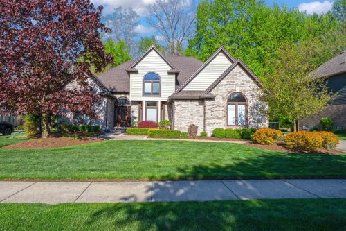 43697 Vintners Place Dr, Sterling Heights, MI, 48314-1336 | Card Image
