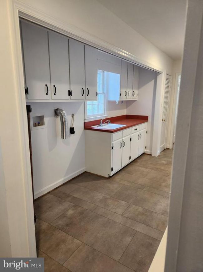 2000 Rectortown Rd, Home with 3 bedrooms, 4 bathrooms and null parking in UPPERVILLE VA | Image 7