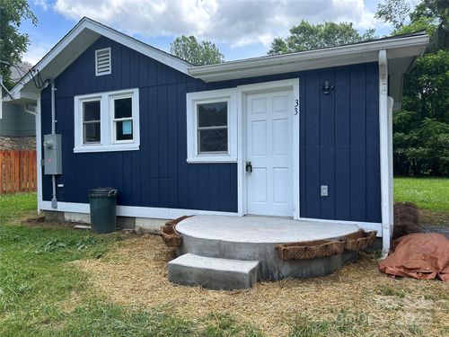 33 Graybark Ct, Waynesville, NC, 28786-1939 | Card Image