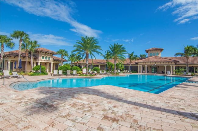 5114 Unity Sq, House attached with 2 bedrooms, 4 bathrooms and null parking in Vero Beach FL | Image 21