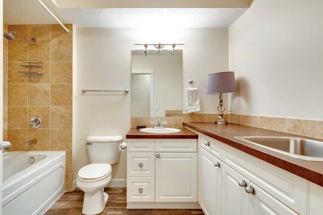 131 Patterson Drive Sw, House other with 5 bedrooms, 4 bathrooms and 4 parking in Calgary AB | Image 49