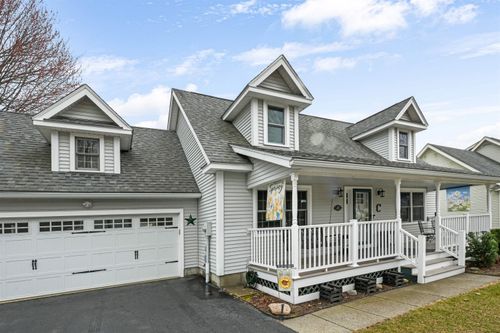 21 Grey Meadow Dr, Burlington, VT, 05408-1319 | Card Image