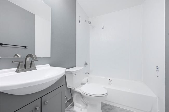 7401 Carrie Ln, House other with 3 bedrooms, 1 bathrooms and 1 parking in Deer Park TX | Image 10