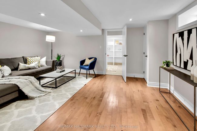 20 Cedar Ave, House other with 4 bedrooms, 4 bathrooms and null parking in Toronto ON | Image 25