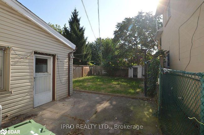 164 Macnab St N, House other with 4 bedrooms, 2 bathrooms and null parking in Hamilton ON | Image 4