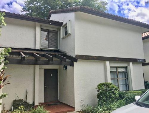 apt-4-11123 132nd Ct, Miami, FL, 33186-7949 | Card Image
