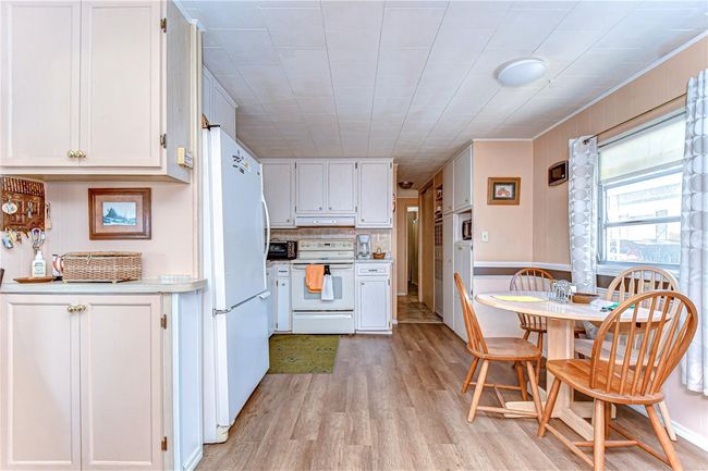 6046 Harriet St, House other with 1 bedrooms, 1 bathrooms and null parking in Zephyrhills FL | Image 8