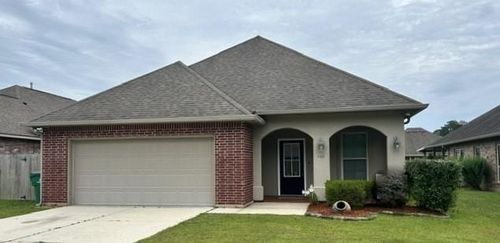 208 Knoll Pine Cir, Covington, LA, 70435-5615 | Card Image