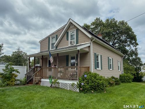 182 N Elm St, Manchester, CT, 06042-3221 | Card Image