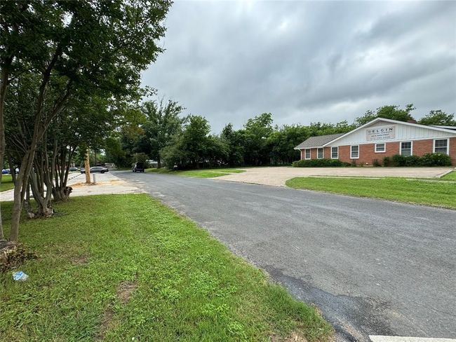112 Lexington Rd, Home with 0 bedrooms, 0 bathrooms and null parking in Elgin TX | Image 4