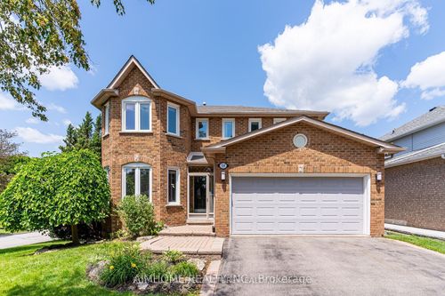 14 Twelve Oaks Dr, Aurora, ON, L4G6J6 | Card Image