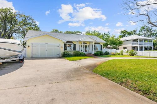 1426 Riverside Dr, DAYTONA BEACH, FL, 32117-2326 | Card Image