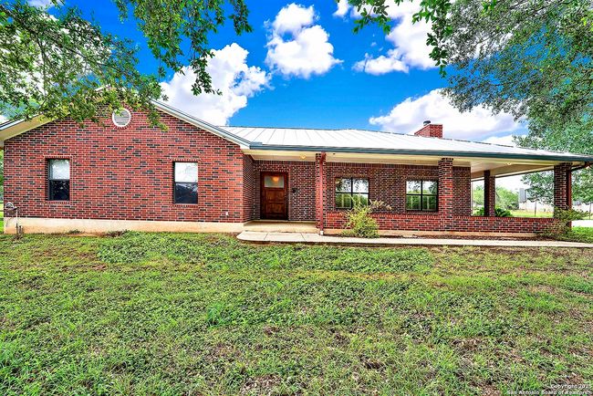 101 Ranch Rd, House other with 3 bedrooms, 3 bathrooms and null parking in Adkins TX | Image 8