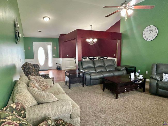 208 Burr Dr, House other with 3 bedrooms, 2 bathrooms and null parking in Byron GA | Image 20