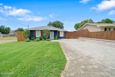 21402 Pompano Avenue, House other with 2 bedrooms, 2 bathrooms and null parking in Panama City Beach FL | Image 2