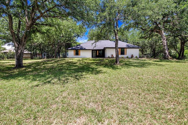 View of grassy yard | Image 4