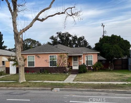 10506 Garfield Ave, South Gate, CA, 90280 | Card Image