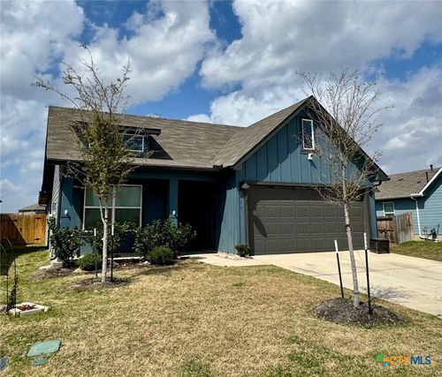 417 Deborah Dr, New Braunfels, TX, 78130-0509 | Card Image