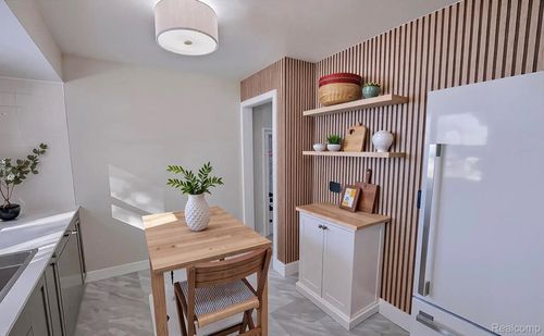 7606 First Court Ave, Gaylord, MI, 49735-9480 | Card Image