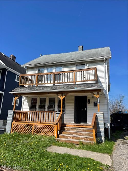 3692 E 117th St, Cleveland, OH, 44105-2523 | Card Image