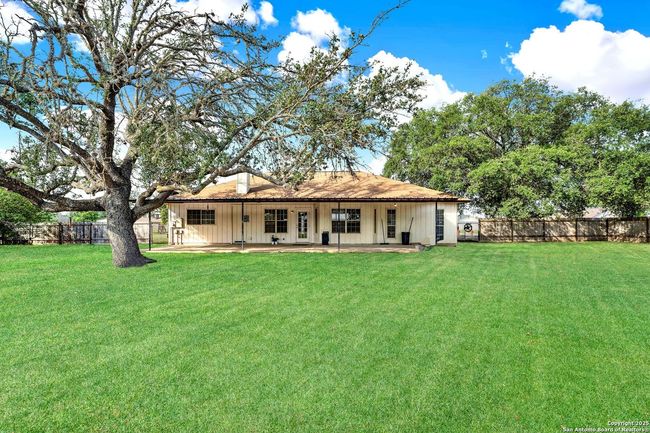 1314 Acorn Rd, House other with 3 bedrooms, 2 bathrooms and null parking in Hondo TX | Image 32