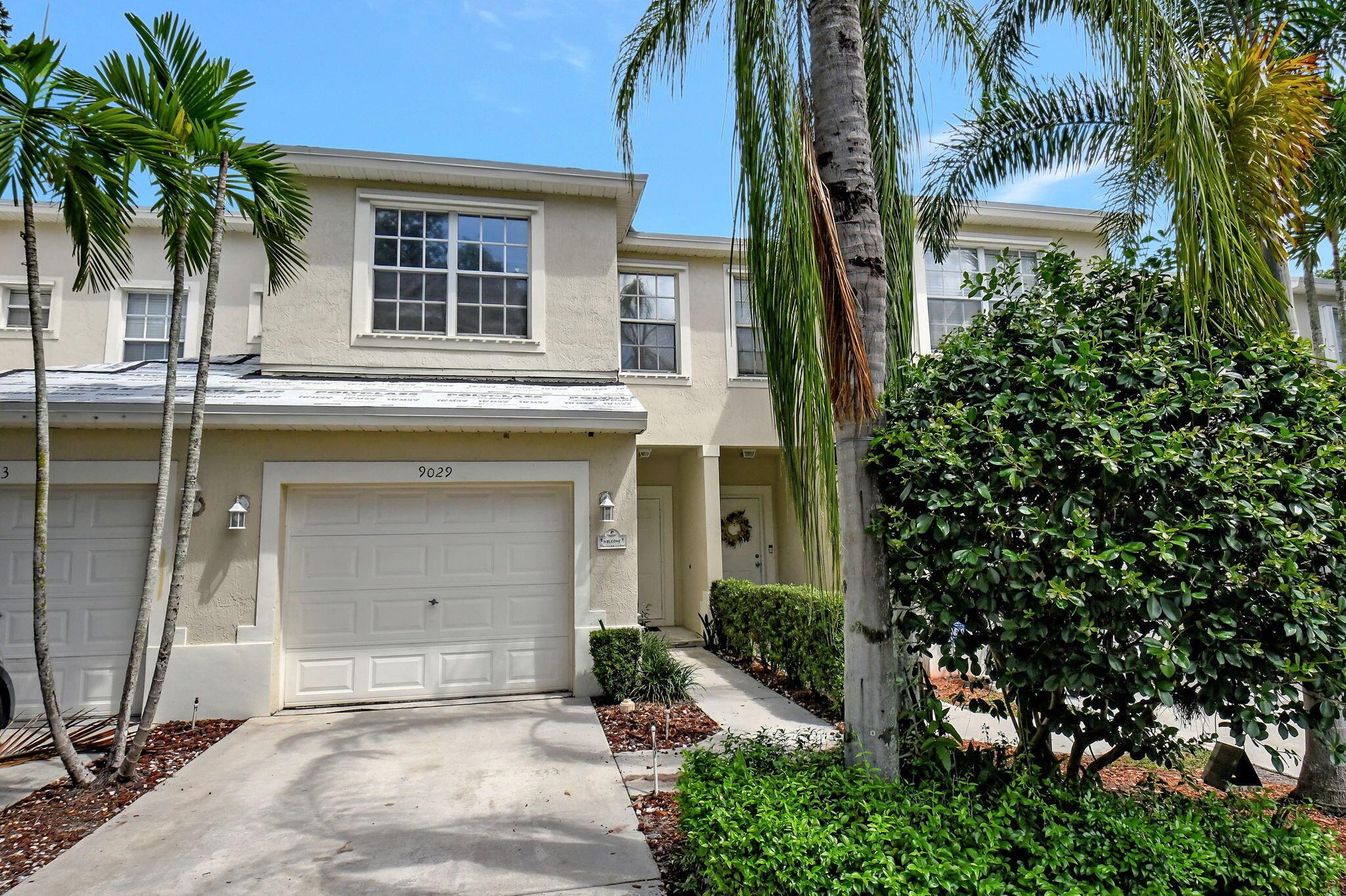 Tremezzo Ln, Boynton Beach, FL 33472