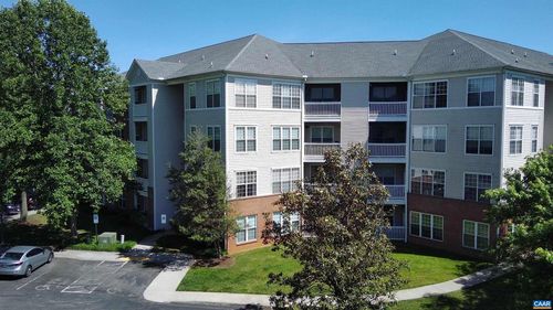 1f-270 Riverbend Dr, CHARLOTTESVILLE, VA, 22911-8800 | Card Image