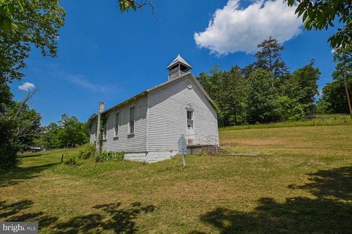 5058 Northwestern Tpke, BURLINGTON, WV, 26710 | Card Image