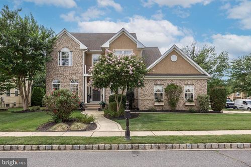 8 Saratoga Springs Dr, CINNAMINSON, NJ, 08077-4540 | Card Image